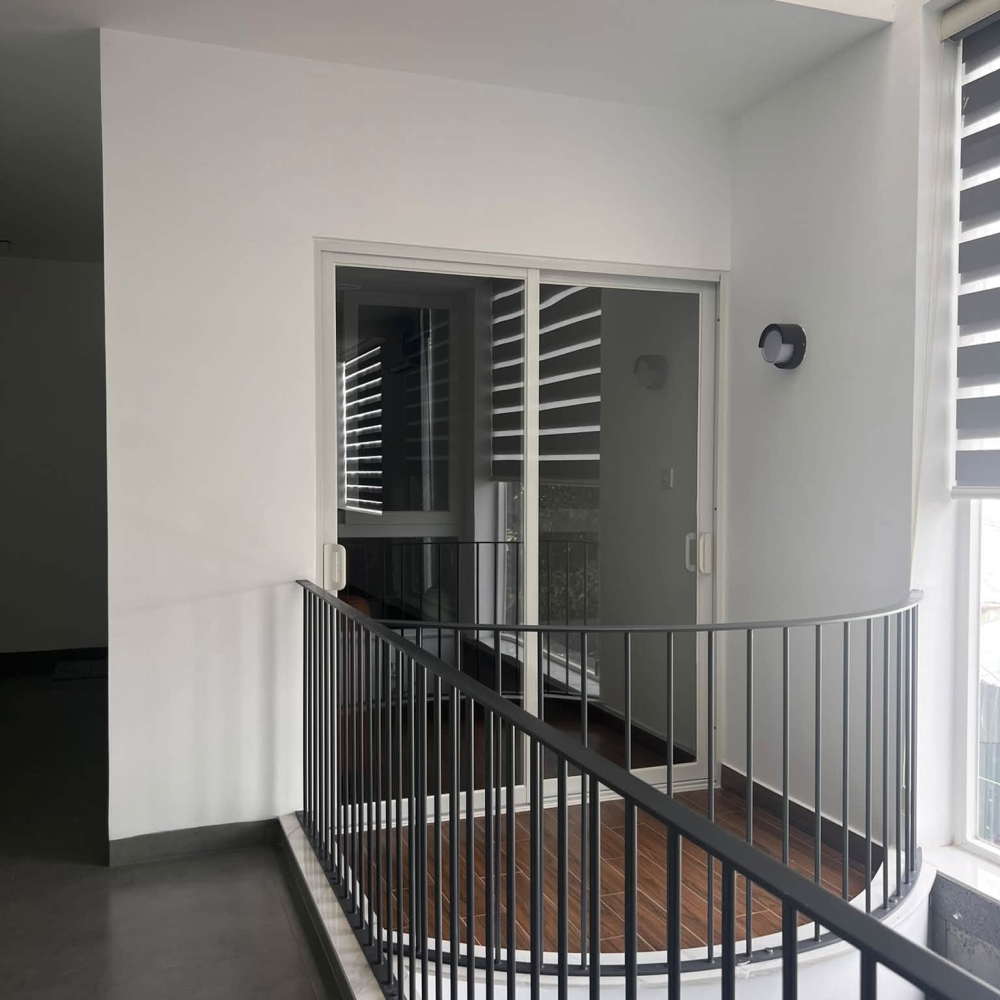 CNH's House